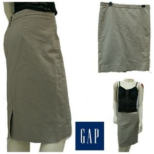 DONATED🔖❇Gap Stretch Khaki Skirt Size 4